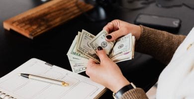 8 puntos de Negocios Rentables y Empresas Competitivas 7 Negocios Rentables, Profitable Businesses